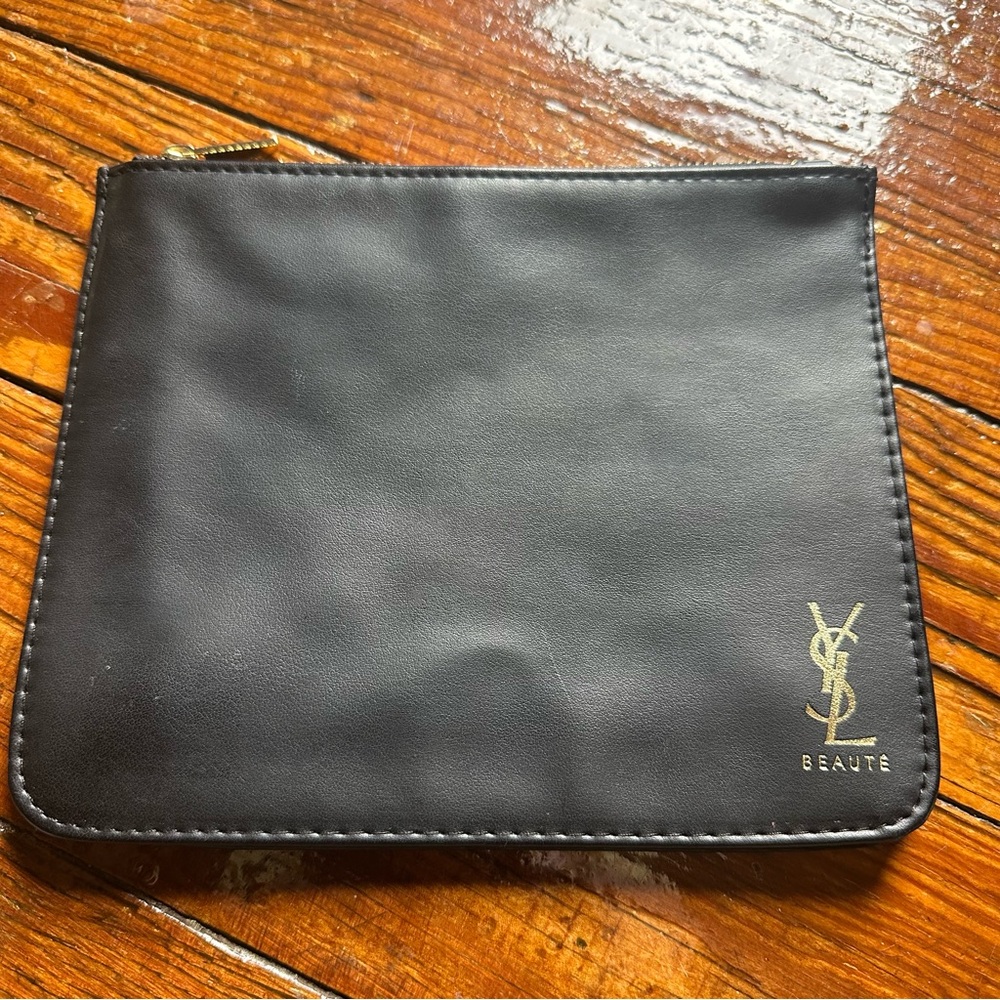 YSL Yves Saint Laurent Beaute Black Leather Zipper Pouch Clutch Bag Cosmetic